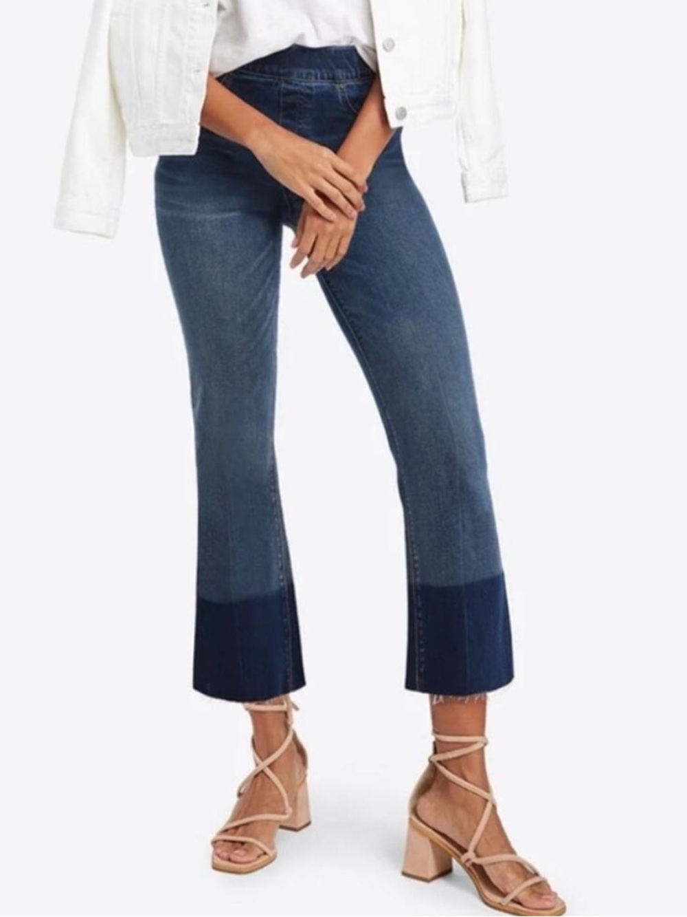 SPANX Crop Flare Denim Jeans Size XS Medium Wash Pull On NWT Raw Hem